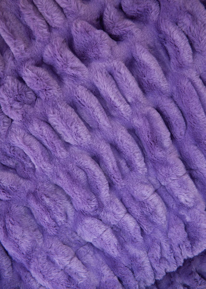 Soft Violet Meadow Blanket for Cozy Comfort